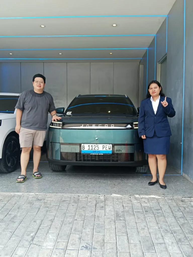 Mobil listrik Jaecoo dengan teknologi modern dan desain premium. Cek model, harga, promo, dan booking test drive sekarang.